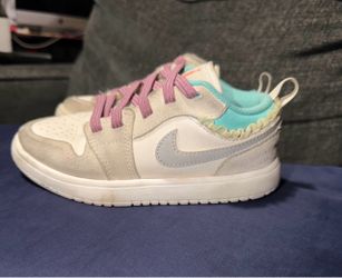 Girls shoes 13C