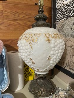 Lager Globe Lamp
