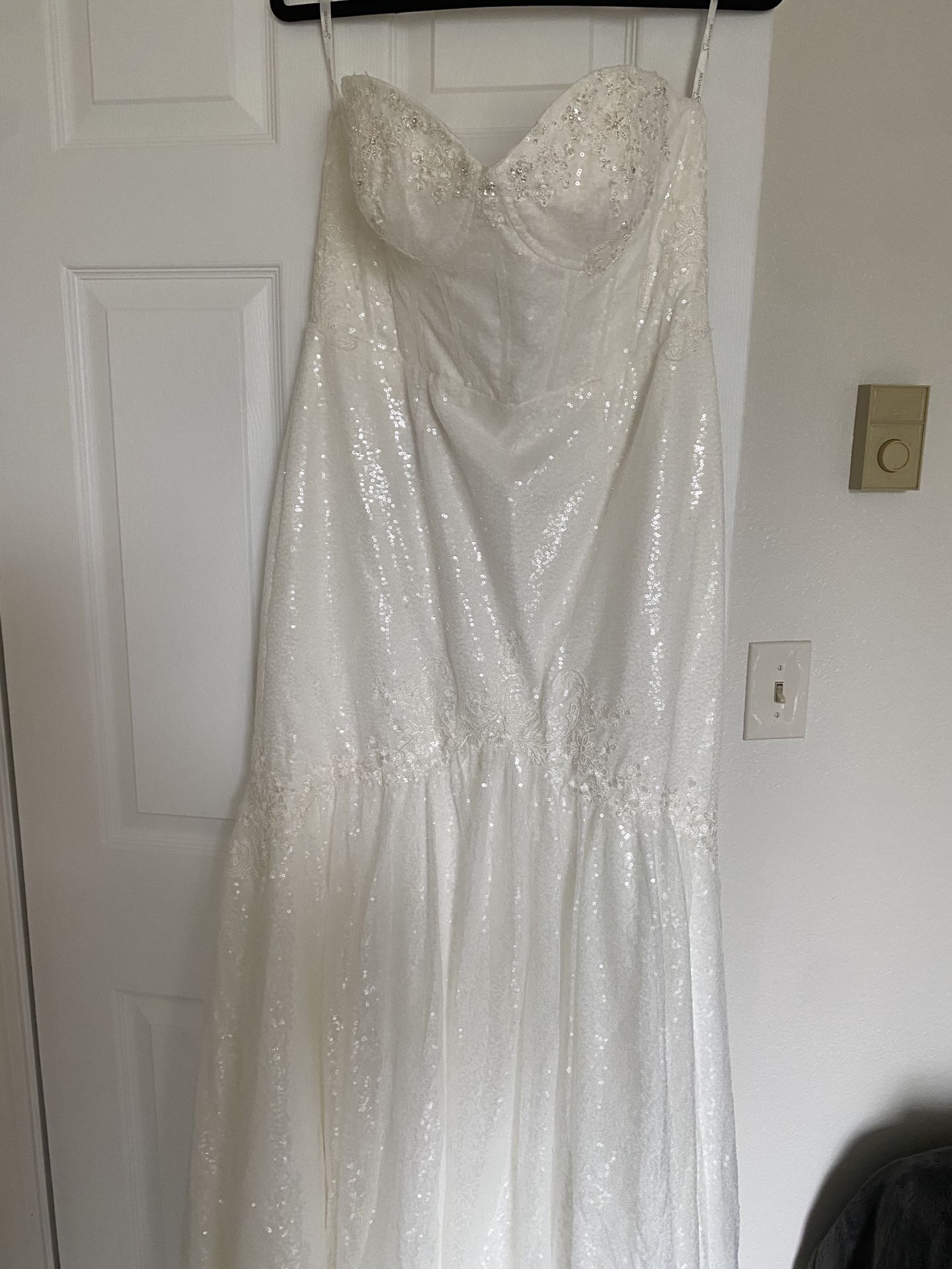 Nuevo vestido de novia color Ivory