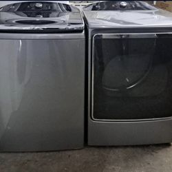 Whirlpool Washer And Electric Dryer 