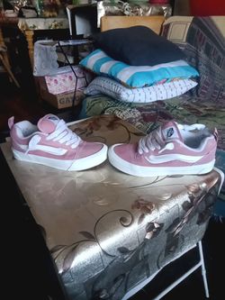Vans youth shoes size 5