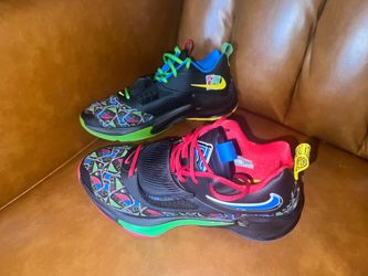 Nike UNO x Nike Zoom Freak 3 ‘50th Anniversary sneakers size 10.5