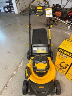 Dewalt MAX XR Push Lawn Mower