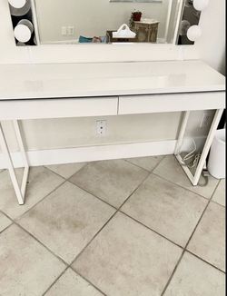 White Gloss Desk
