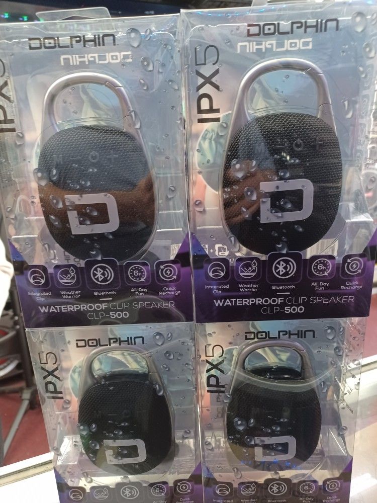 Excellent Gift 🎁 Item.  Clip Bluetooth Speakers.  