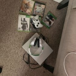 Xbox One With games 