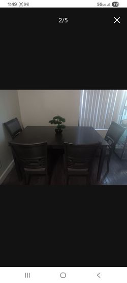 Dinning table