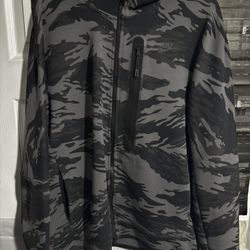 Nike Men  Sz Large Tech Fleece Hoodie Jacket Gray/Black Camo Full Zip
