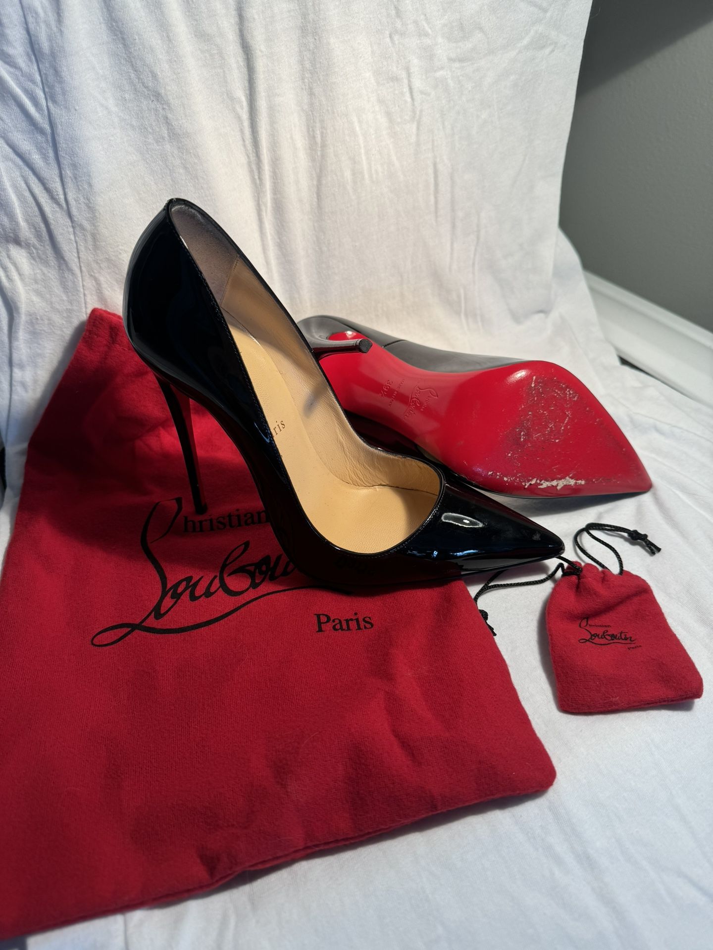 Christian Louboutin So Kate Heels - 39.5
