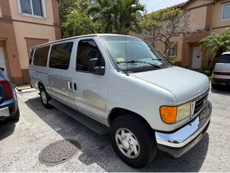2006 Ford E350 XLT Passenger Van