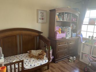 Dresser And Hutch