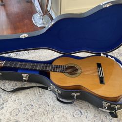 Luis Sevillano Handmade Classical Guitar 2004 w Hard Case