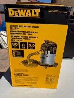 DeWalt DXV08SA 8-Gallon Stainless Steel Wet/Dry Vacuum