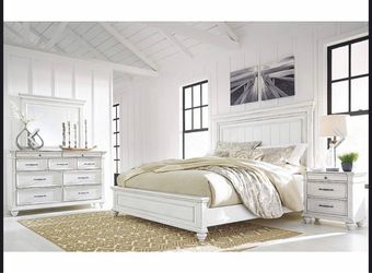 Queen bedroom set