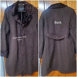 Ladies Coat.. Jones Of NY size Large