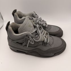 Air Jordan 4 Retro GS Medium Grey 6.5Y HM8965-001 Youth Sneakers Used
