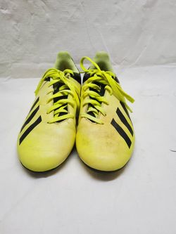 Youth Adidas cleats size 4