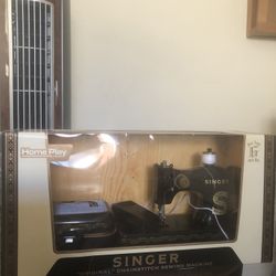 Singer child sewing machine A2401