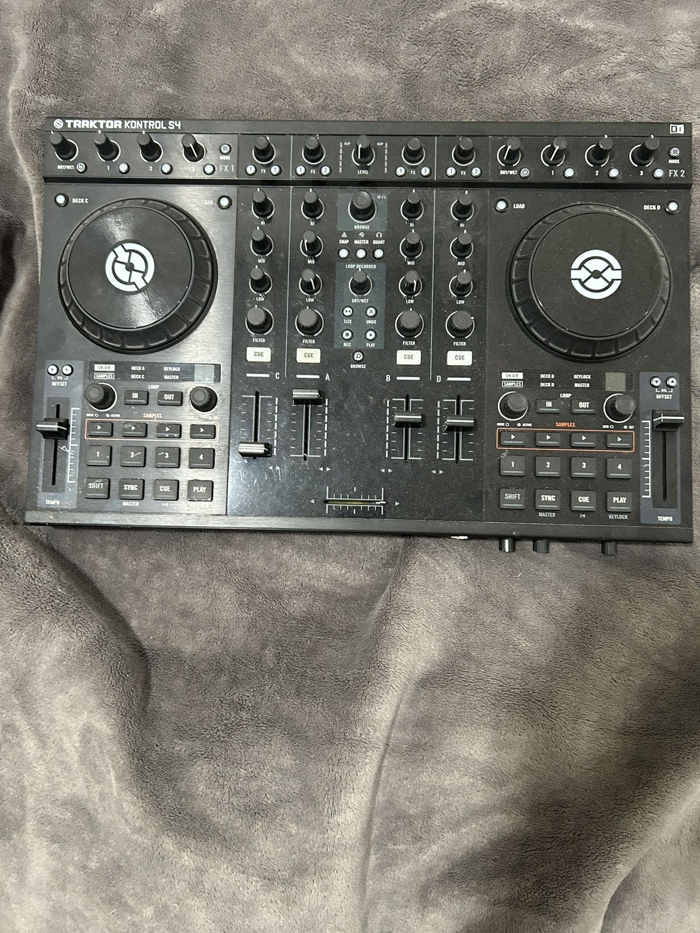 dj controller