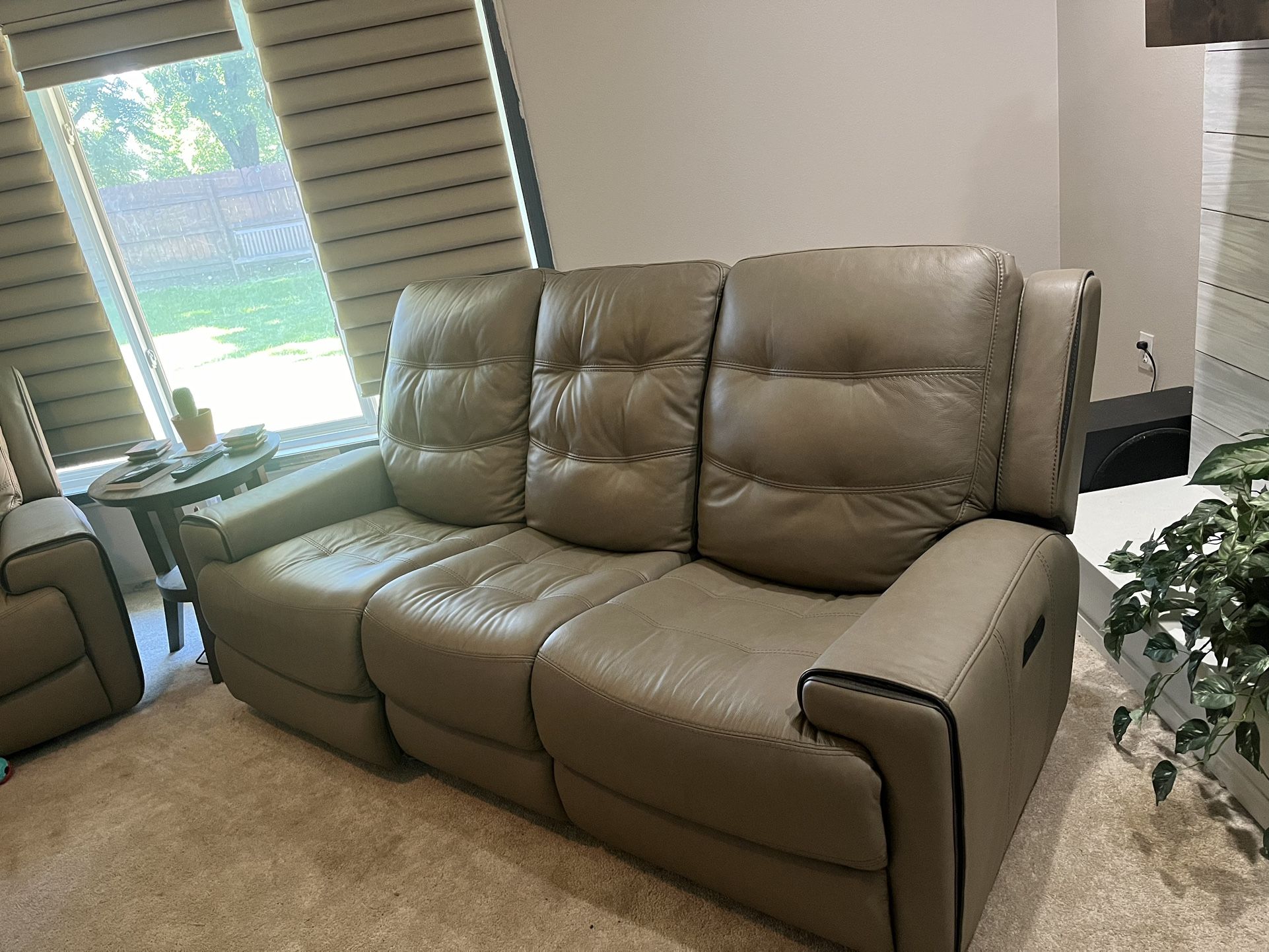 Flex steel Italian Leather Couch