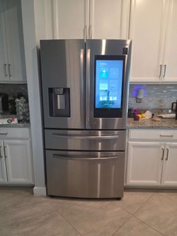 Samsung Smart Family Hub 4-Door Fridge – Save Big!