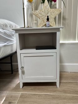 White Nightstand/ Side table
