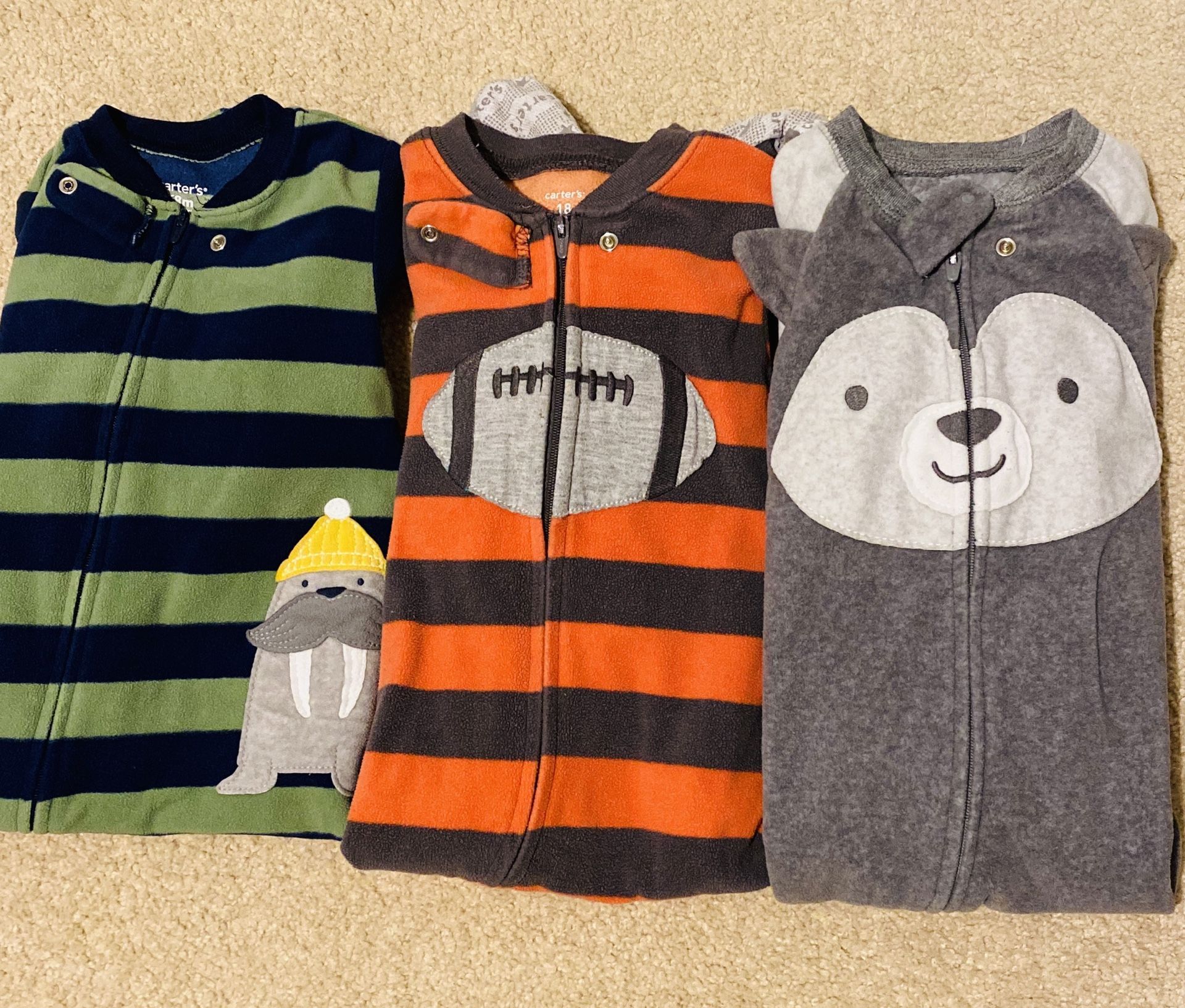 Carter’s fleece pajamas (18 month)