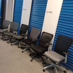 Haworth Zody Ergonomic Task Chair In Good Conditions 