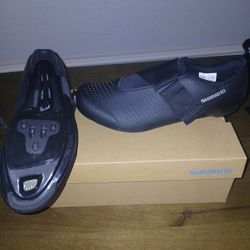 NEW Shimano Cycle Shoes
