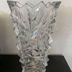 Mikasa Glacier 12” Lead Crystal Flower Vase