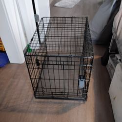 24"X18" DOG KENNEL (TRAVEL: FOLDABLE) $30 OBO CASH ONLY