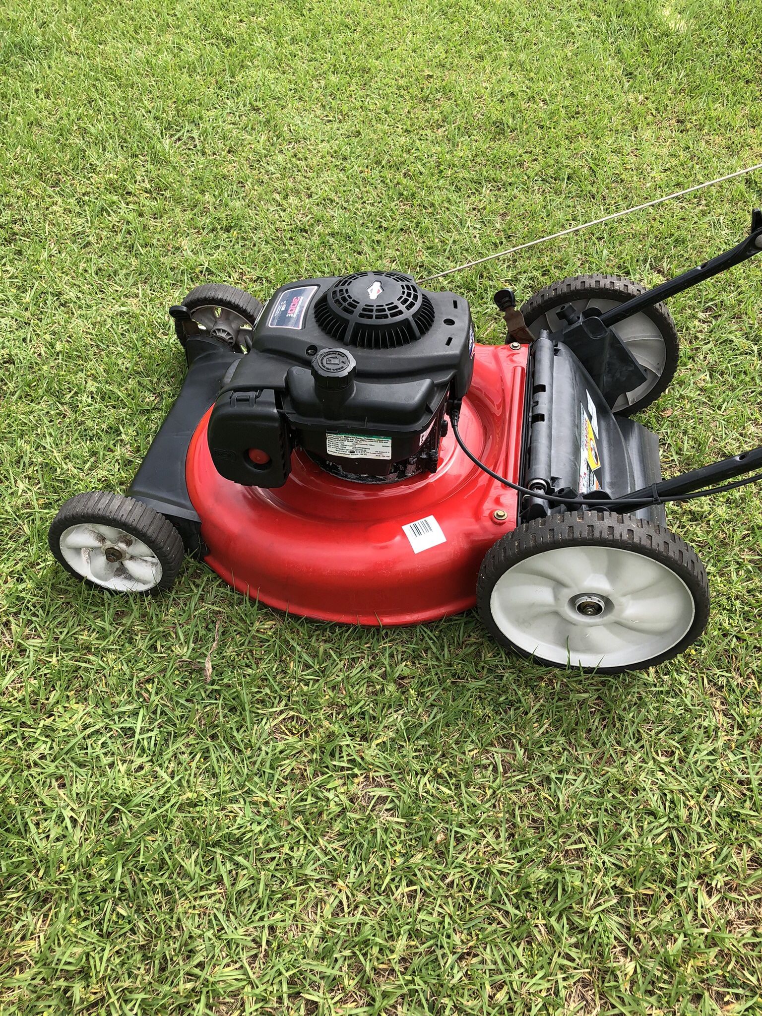 Briggs and Stratton Push Mower for Sale in Kissimmee, FL OfferUp