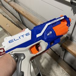 Nerf Elite gun