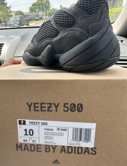 Yeezy 500 Black Onyx