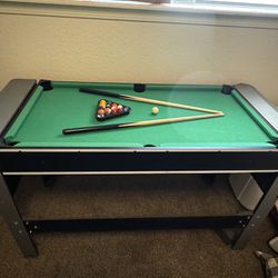 2 In 1 Pool Table