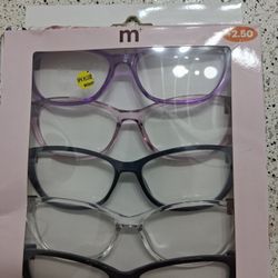 Brand New Reading Glasses 5- Pairs