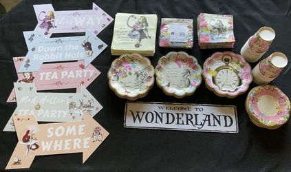 Alice In Wonderland Tea Party Supplies