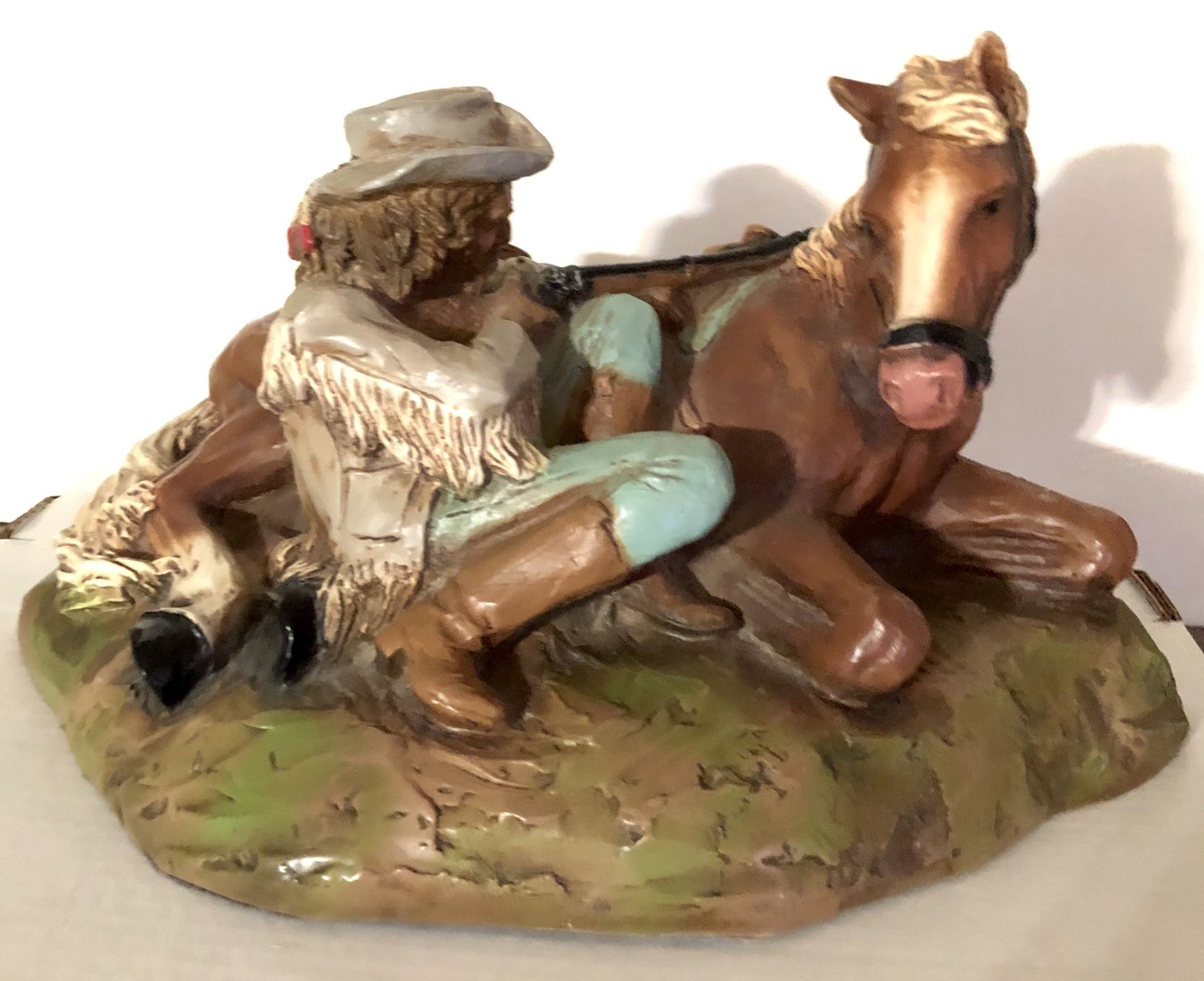 COLLECTIBLE 1981 WILD BILL “UNIVERSAL STATUARY CORP” STATUE