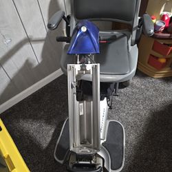 AutoGo 550 Ultra Lite With 1 .5 Batties