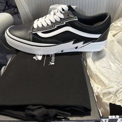 VAULT BY VANS X MASTERMIND WORLD Old Skool Bolt