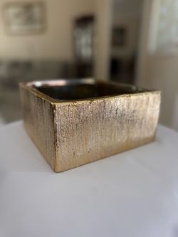 2 Gold Floral Centerpiece Bases with Bowls and Foam