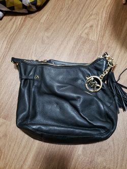 Michael Kors purse crossbody