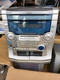 Aiwa cd-r/RW playback 3 CD with 2 Aiwa speakers SX WNAJ 50