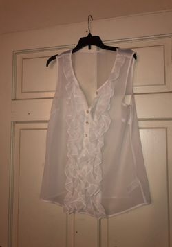 Used women’s forever 21 shirt size small