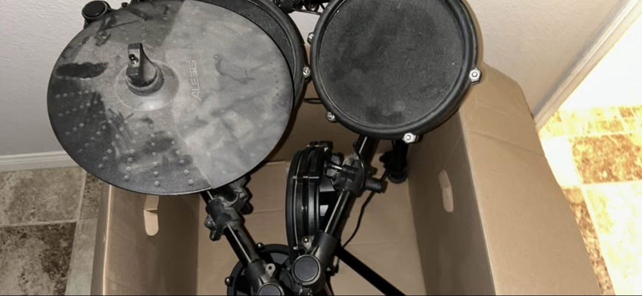 alesis electric drumset