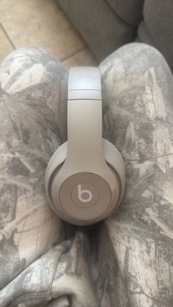 Beats Studio Pro headphones, great condition