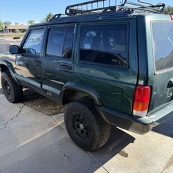 1999 Jeep Cherokee