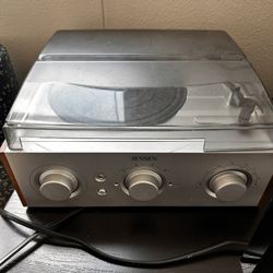 Jensen Jta-220 Stereo 3-Speed Turntable with AM/FM Receiver & 2 Built