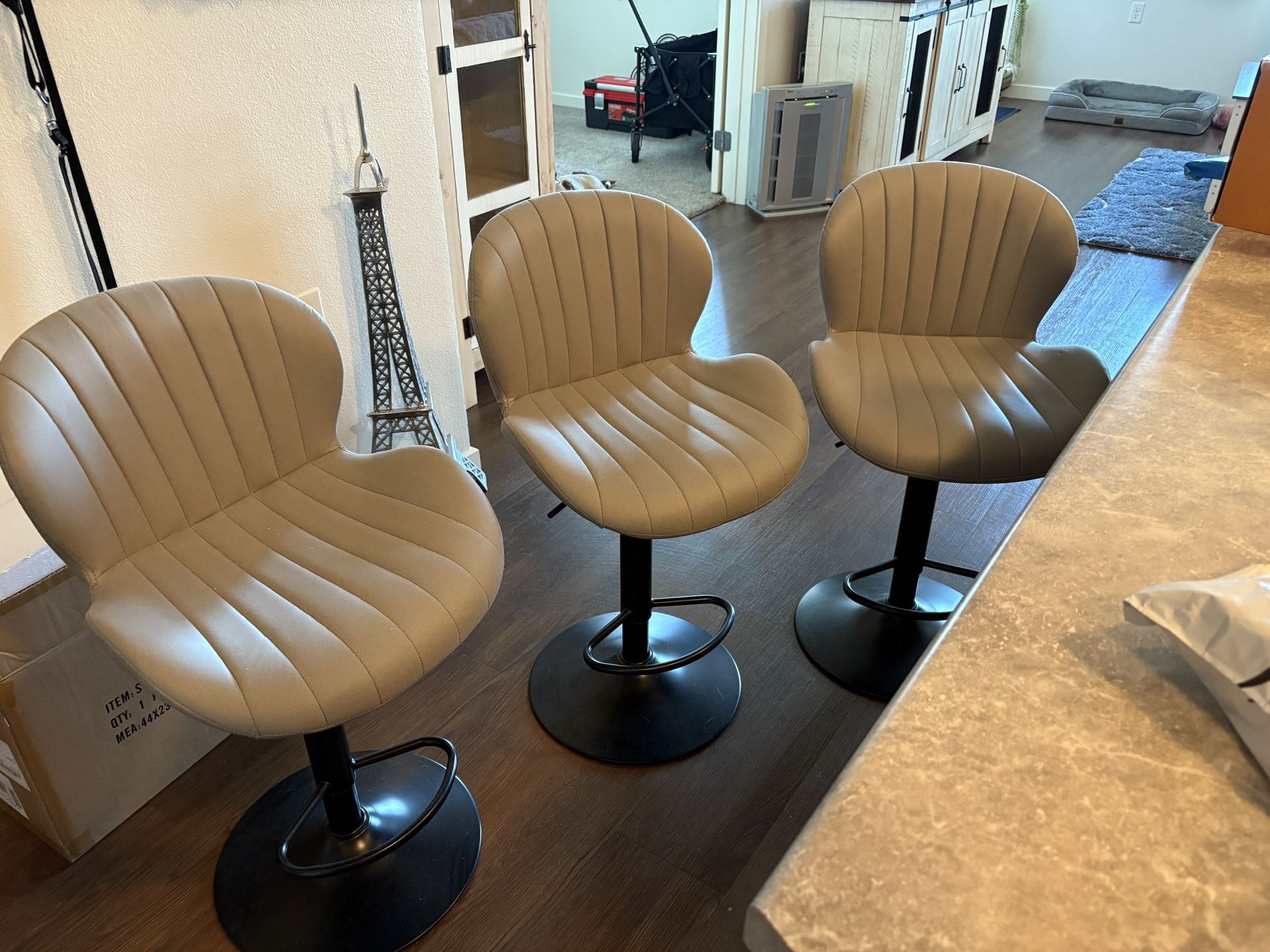 SET OF 3 MED GRAY BARSTOOLS, COUNTER HEIGHT, NEVER USED!