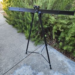 Lightweight Easels